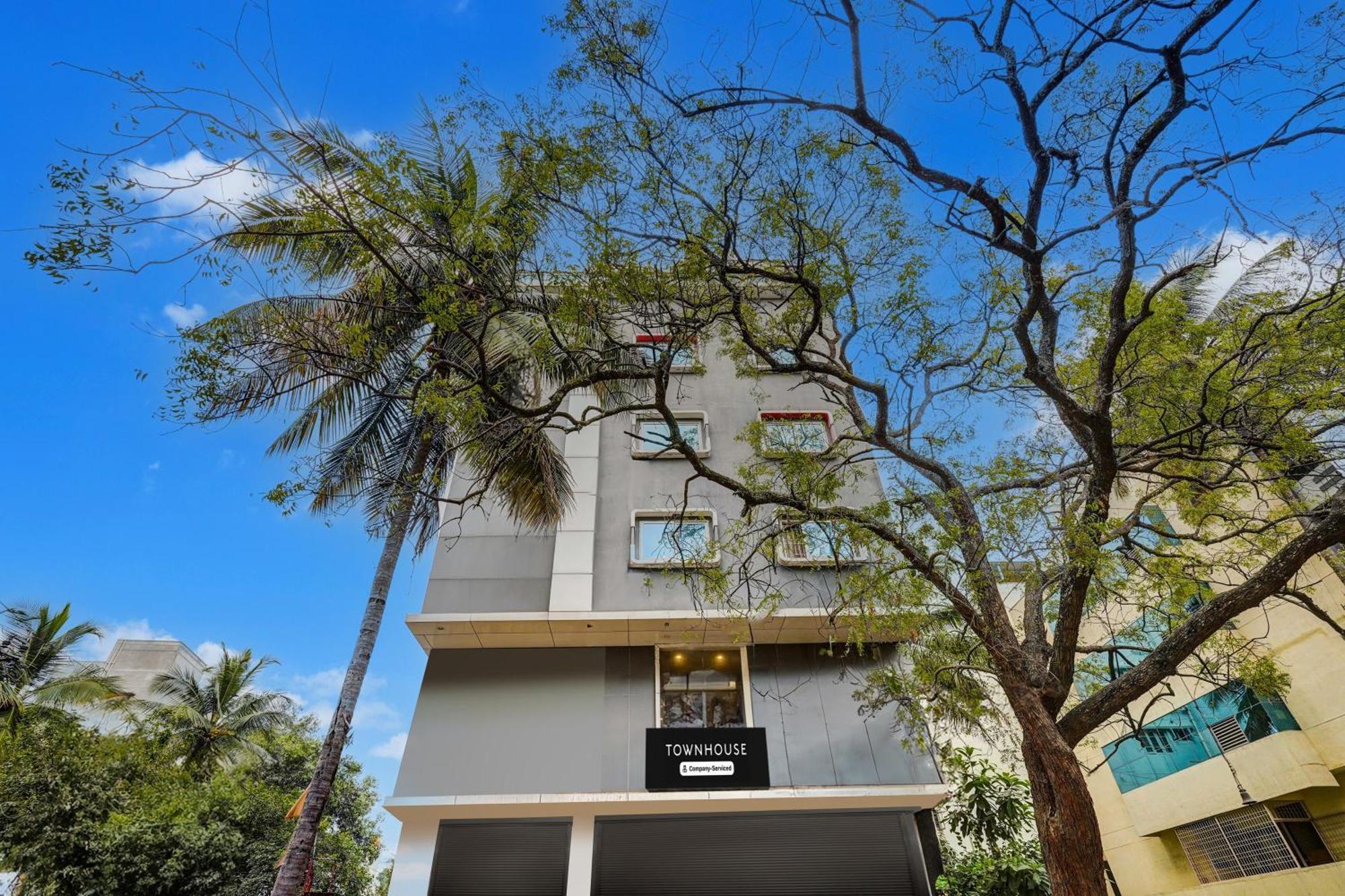 Super Townhouse Rr Nagar Hotel Bangalore Bagian luar foto