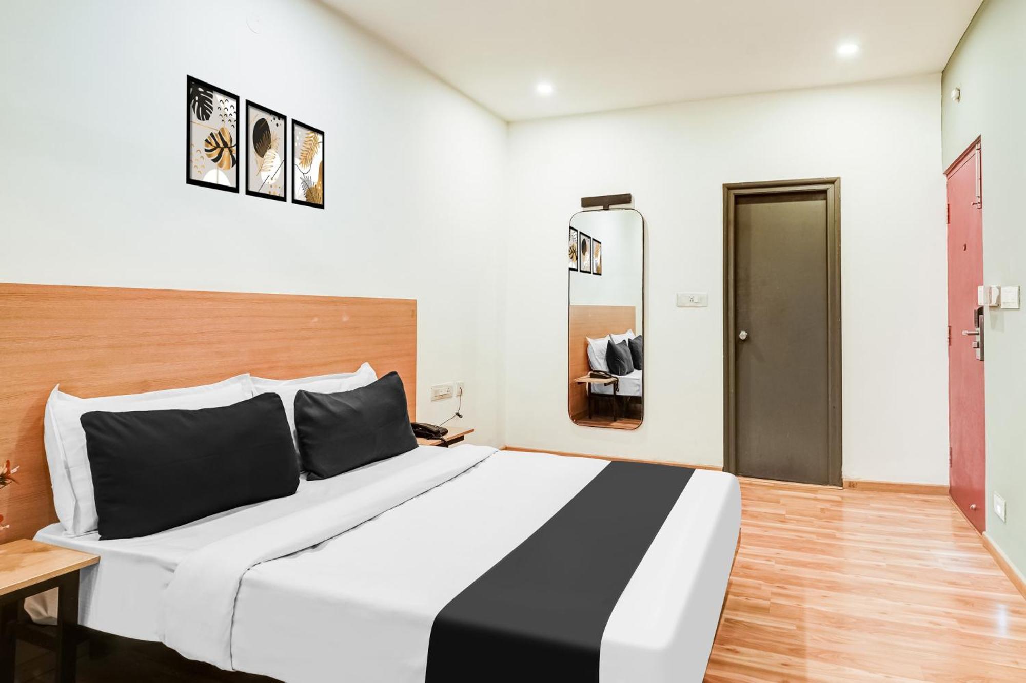 Super Townhouse Rr Nagar Hotel Bangalore Bagian luar foto